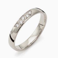 Vigselring Flemming Uziel Signo B022 i silver med cubic zirkonia.